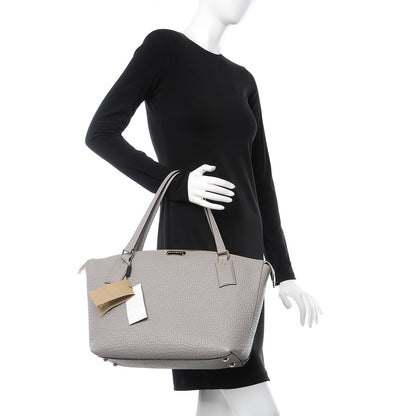 Burberry Signature Grain Calfskin Medium Welburn Tote Pale Grey 2 of 8