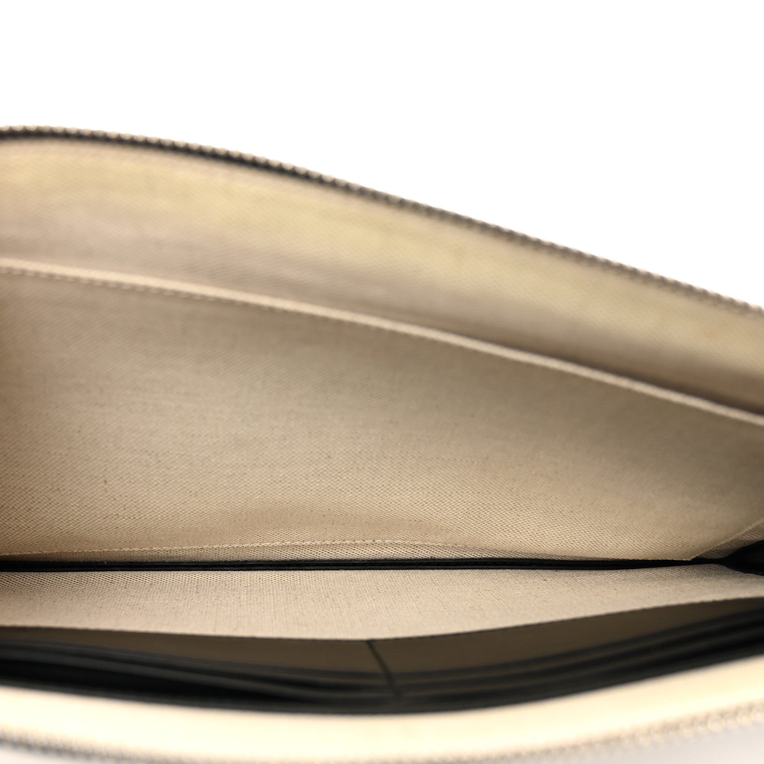 Gucci GG Supreme Monogram Blind For Love Wristlet Pouch Black 5 of 7