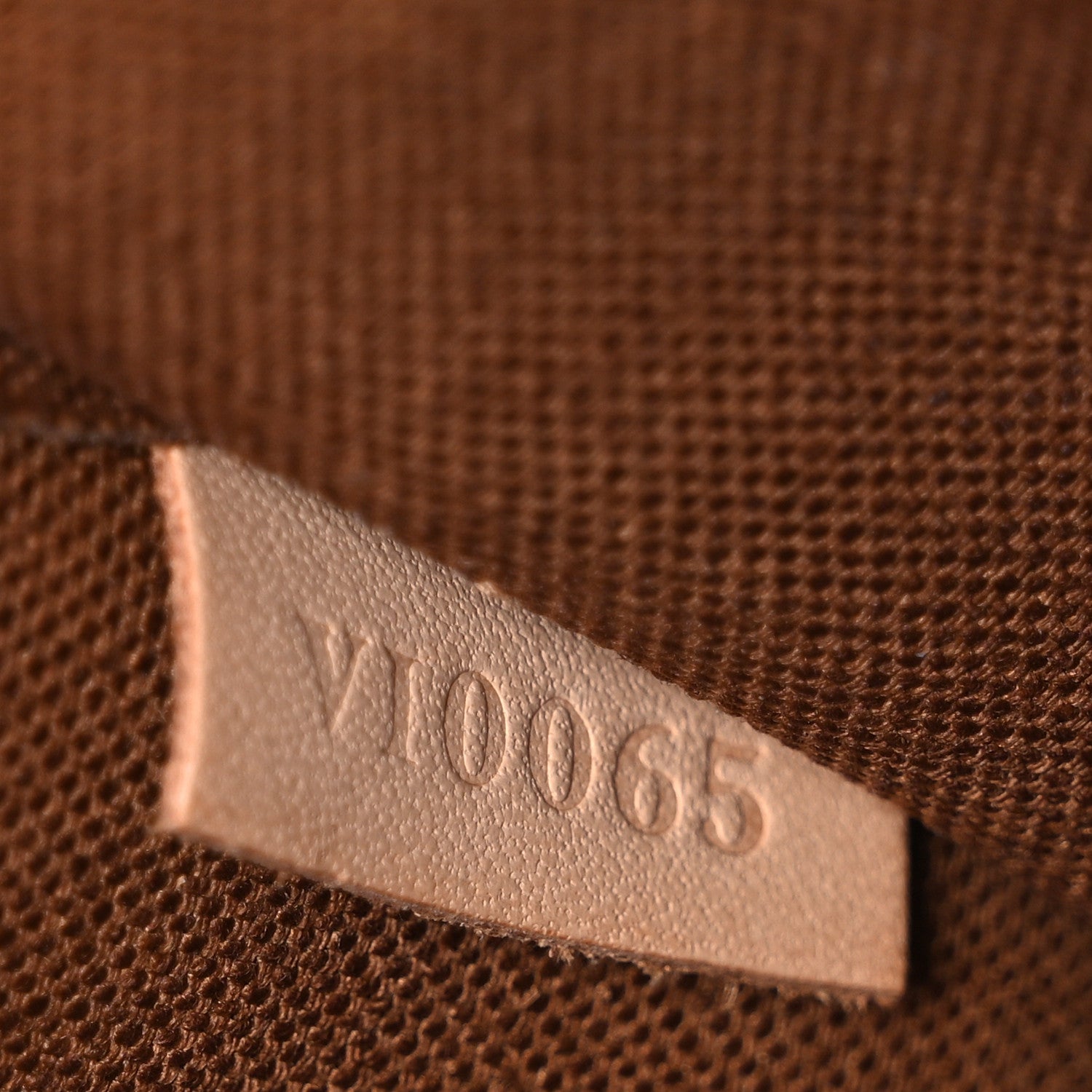 Louis Vuitton Monogram Popincourt 7 of 11