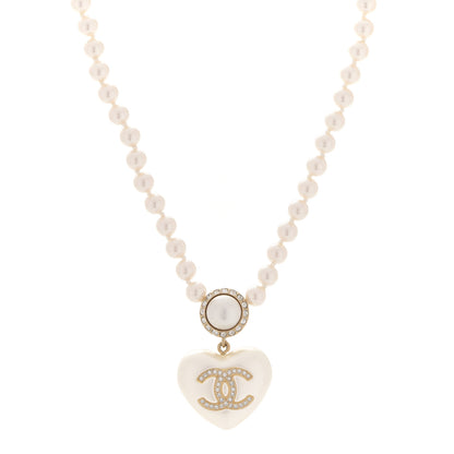 Chanel Pearl Crystal CC Heart Short Necklace Pearly White Gold 1 of 6