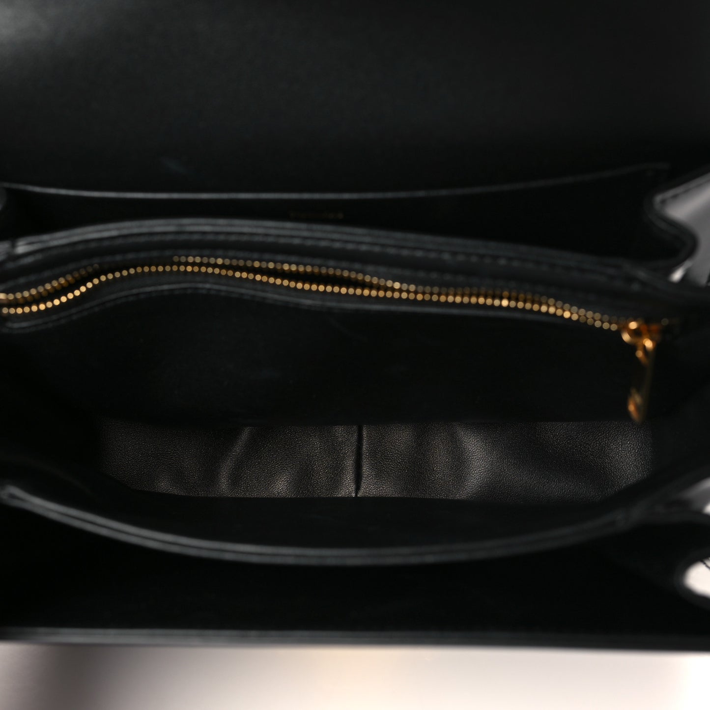Shiny Calfskin Medium Triomphe Black