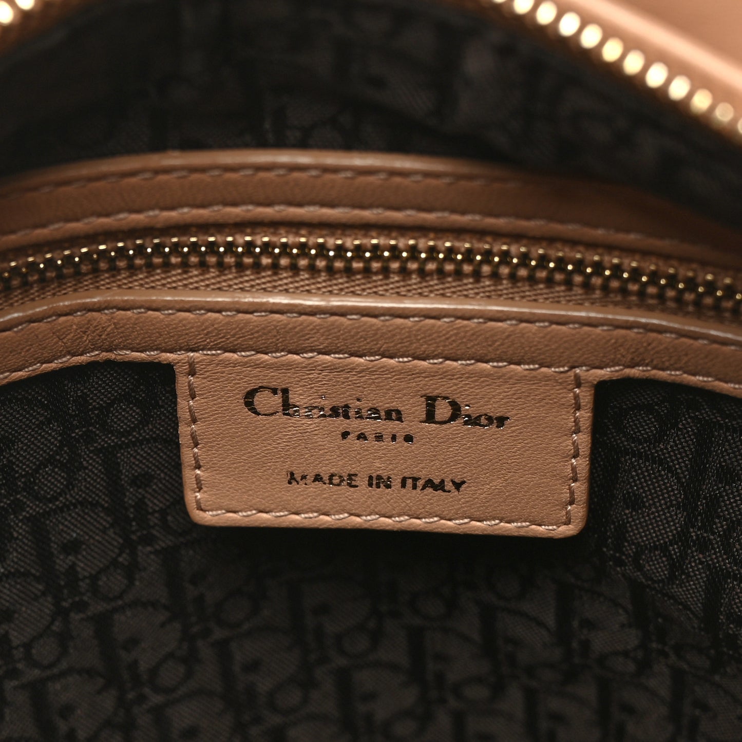 Lambskin Cannage Contrast Stitch Medium Lady Dior Beige