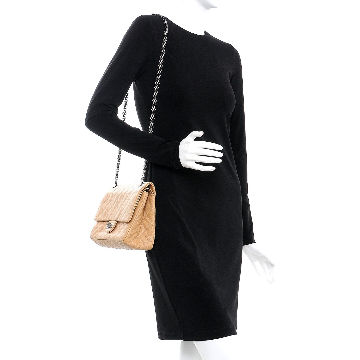 Chanel Caviar 2.55 Reissue 226 Flap Beige 2 of 9