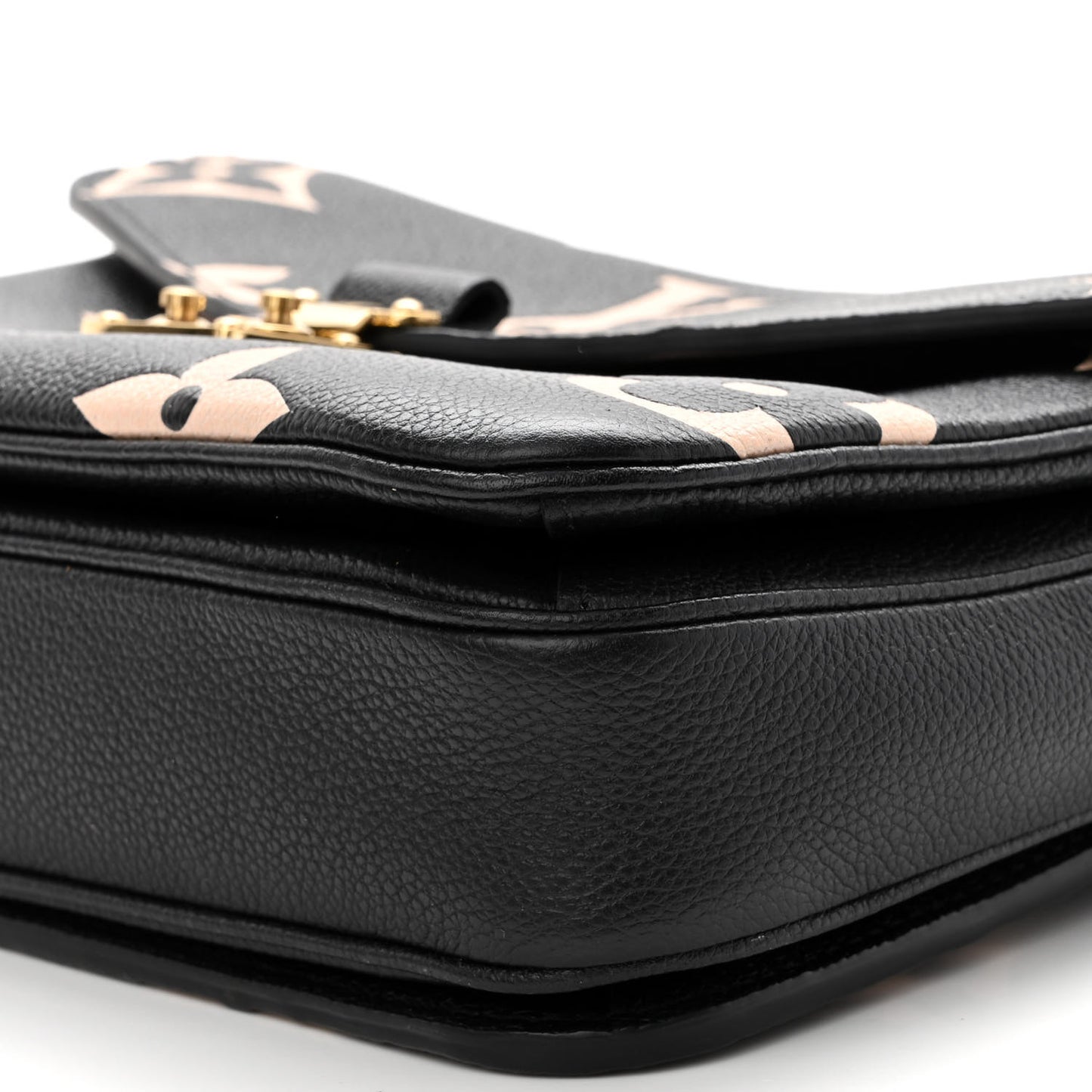 Empreinte Monogram Giant Pochette Metis Black Beige