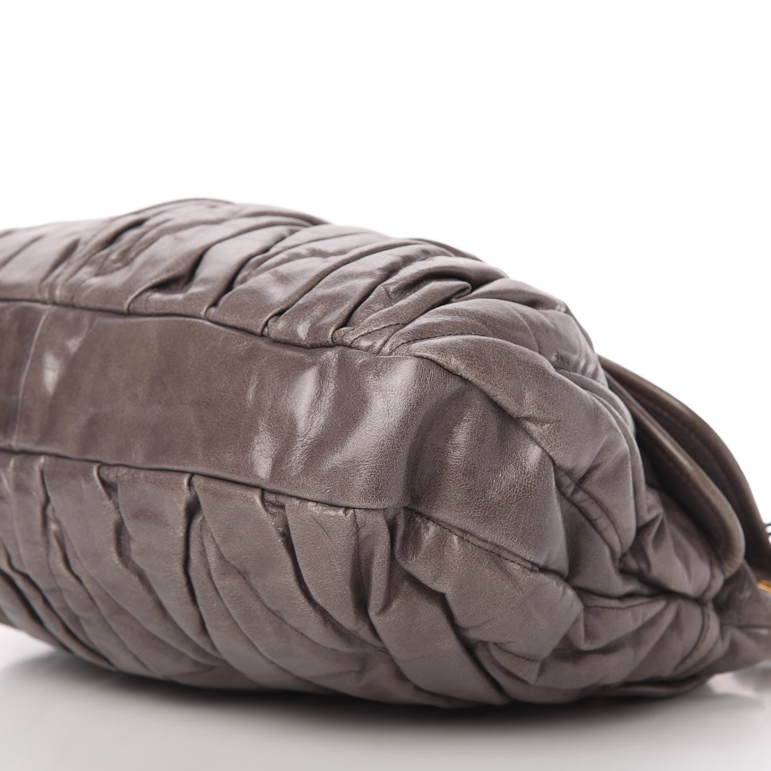 Miu Miu Nappa Matelasse Coffer Hobo Juta 7 of 12