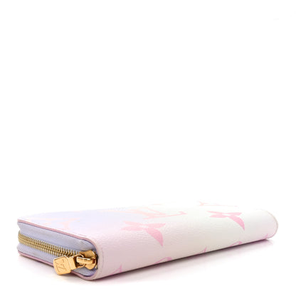 Louis Vuitton Monogram Giant Spring In The City Zippy Wallet Sunrise Pastel 4 of 7