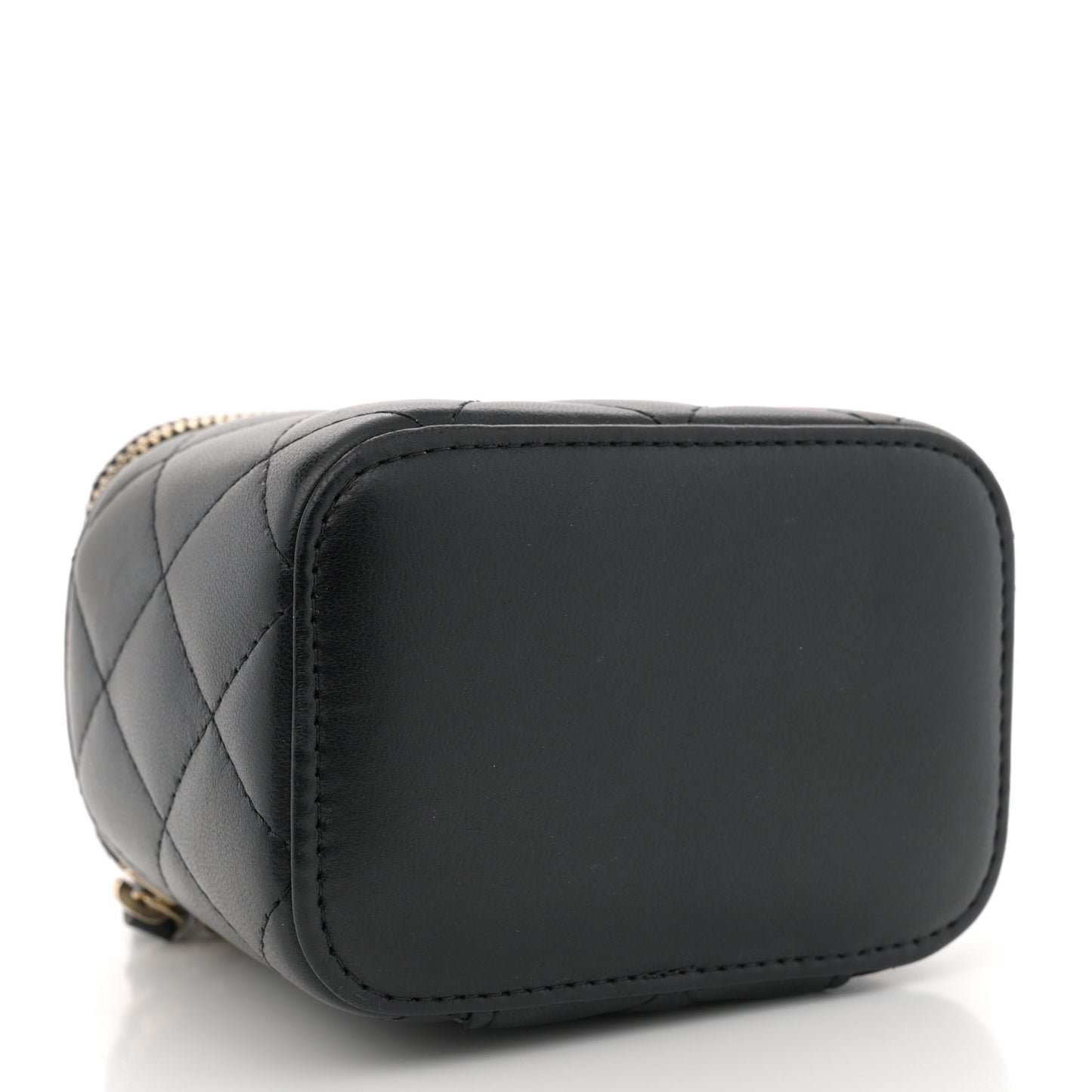 Lambskin Quilted Mini Pearl Crush Vanity Case With Chain Black