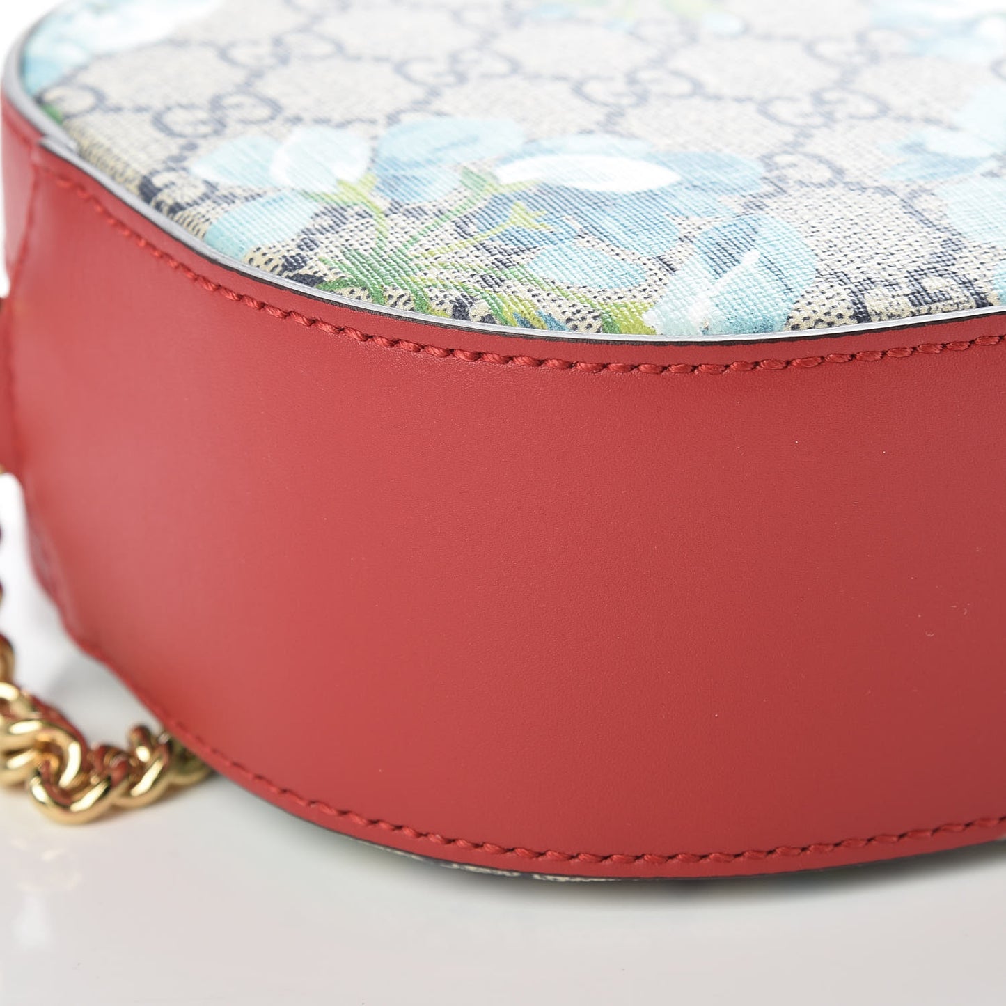 GG Supreme Monogram Blooms Mini Chain Shoulder Bag Beige Blue Navy Hibiscus Red