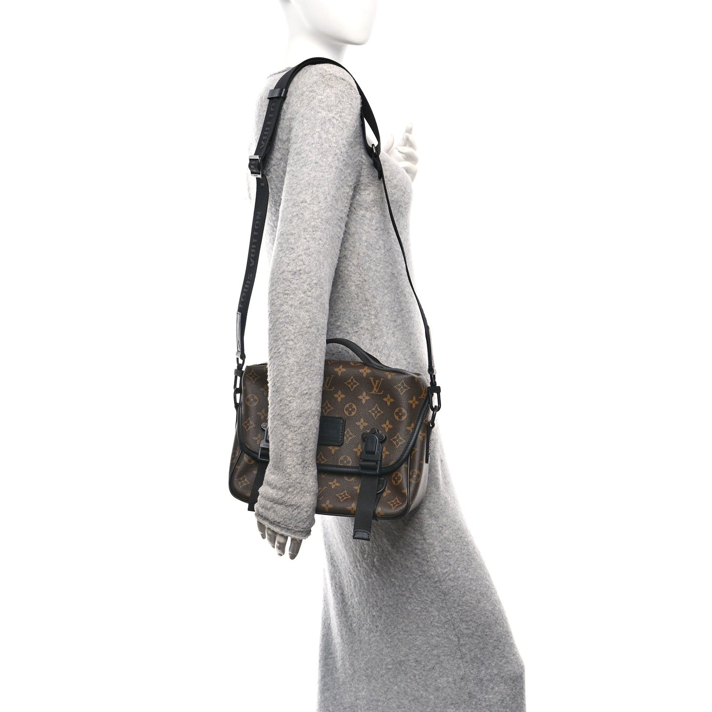Monogram Macassar LV Trail Messenger