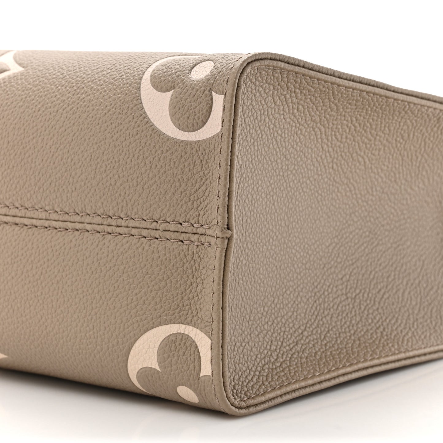 Empreinte Monogram Giant Onthego PM Tourterelle Creme