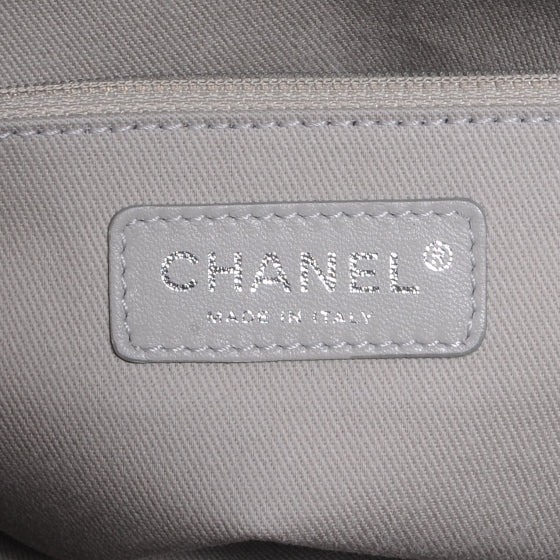 Caviar Jumbo Easy Flap Black
