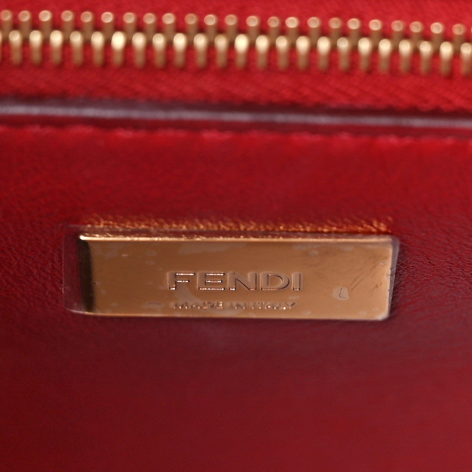 Fendi Shiny Crocodile Shiny Nappa Medium Peekaboo Iconic Essentially Satchel Red 7 of 9