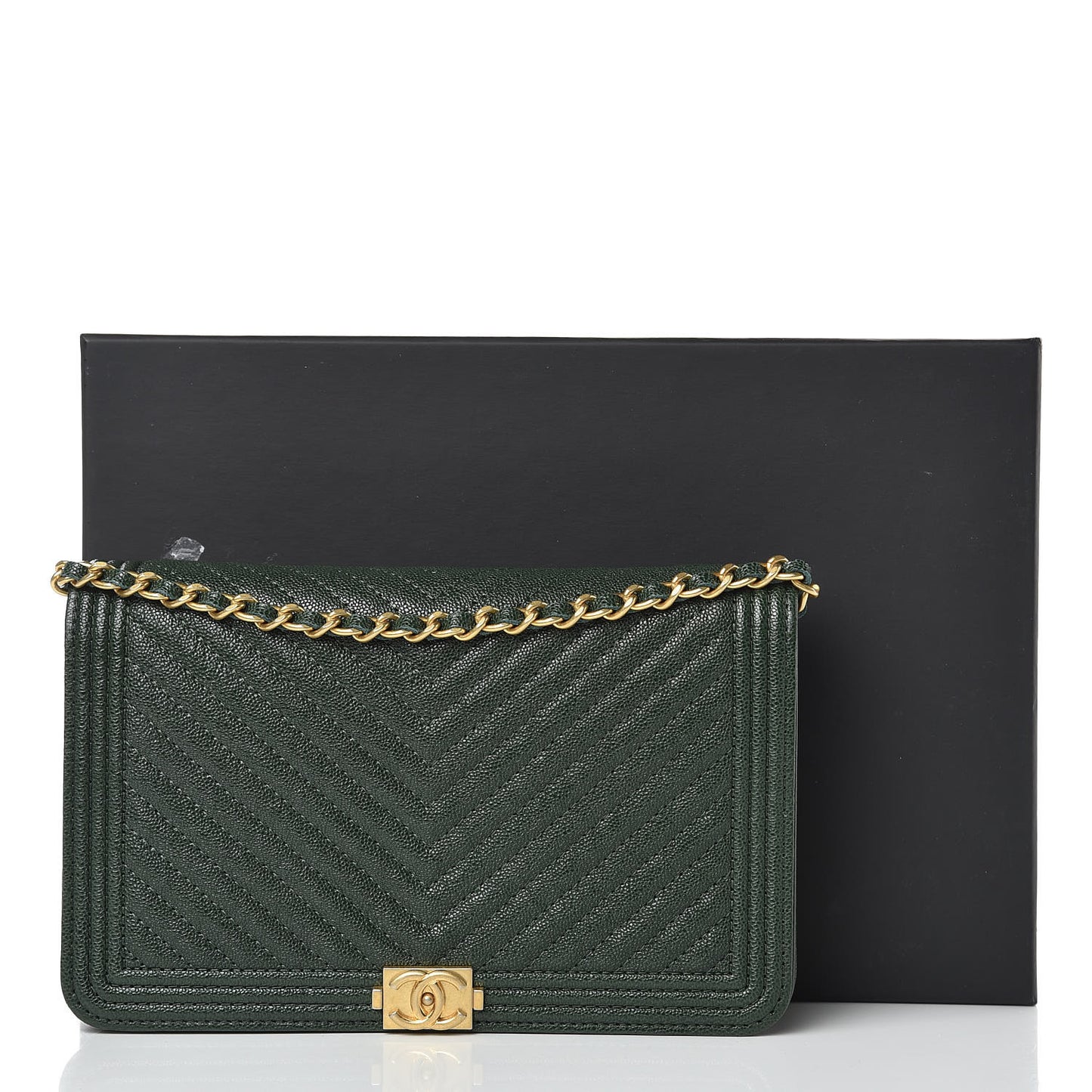 Caviar Chevron Quilted Boy Wallet On Chain WOC Green