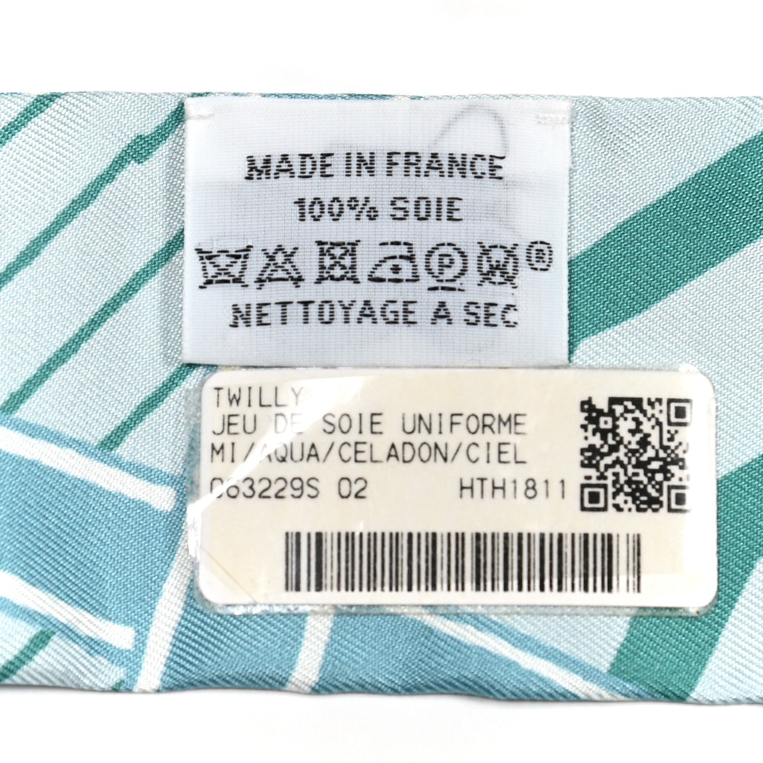 Hermes Silk Jeu de Soie Uniforme Twilly Aqua Celadon Ciel 4 of 5