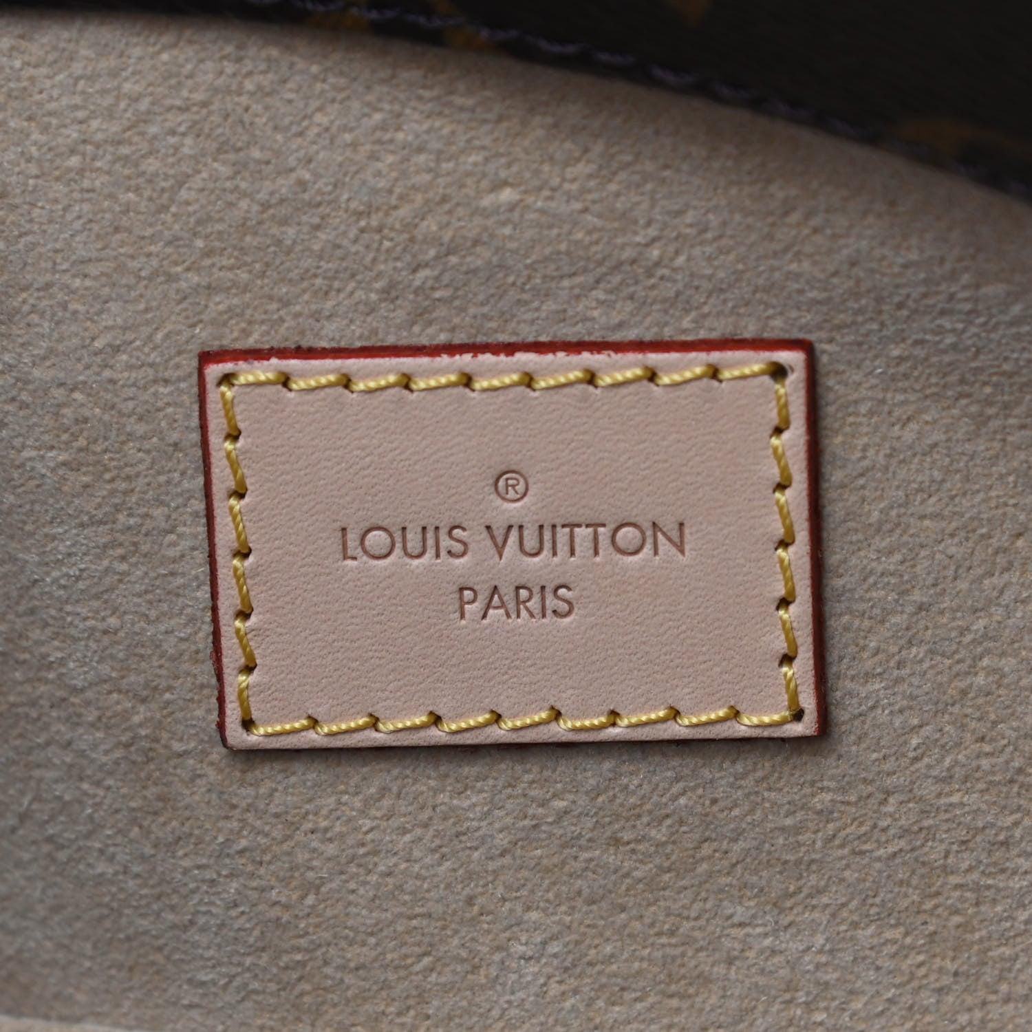 Louis Vuitton Monogram Artsy MM 5 of 8