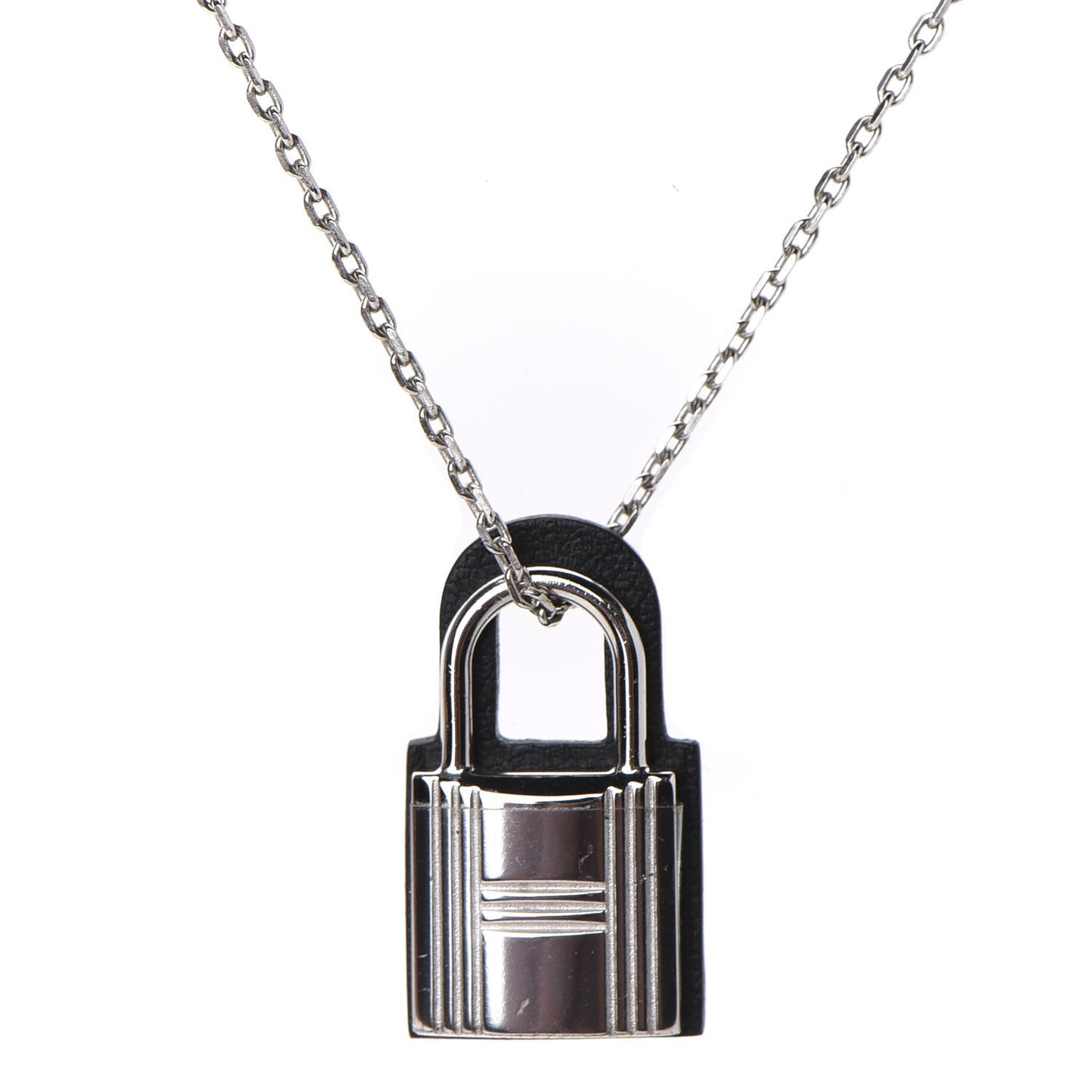 Swift Small O'Kelly Pendant Necklace Black