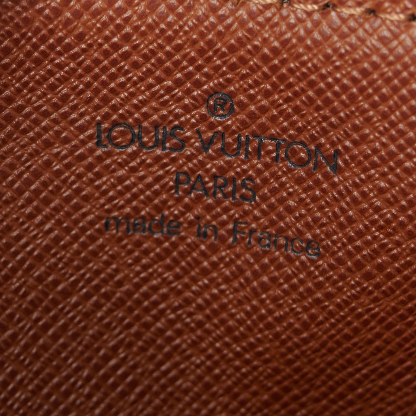 Monogram Papillon 19