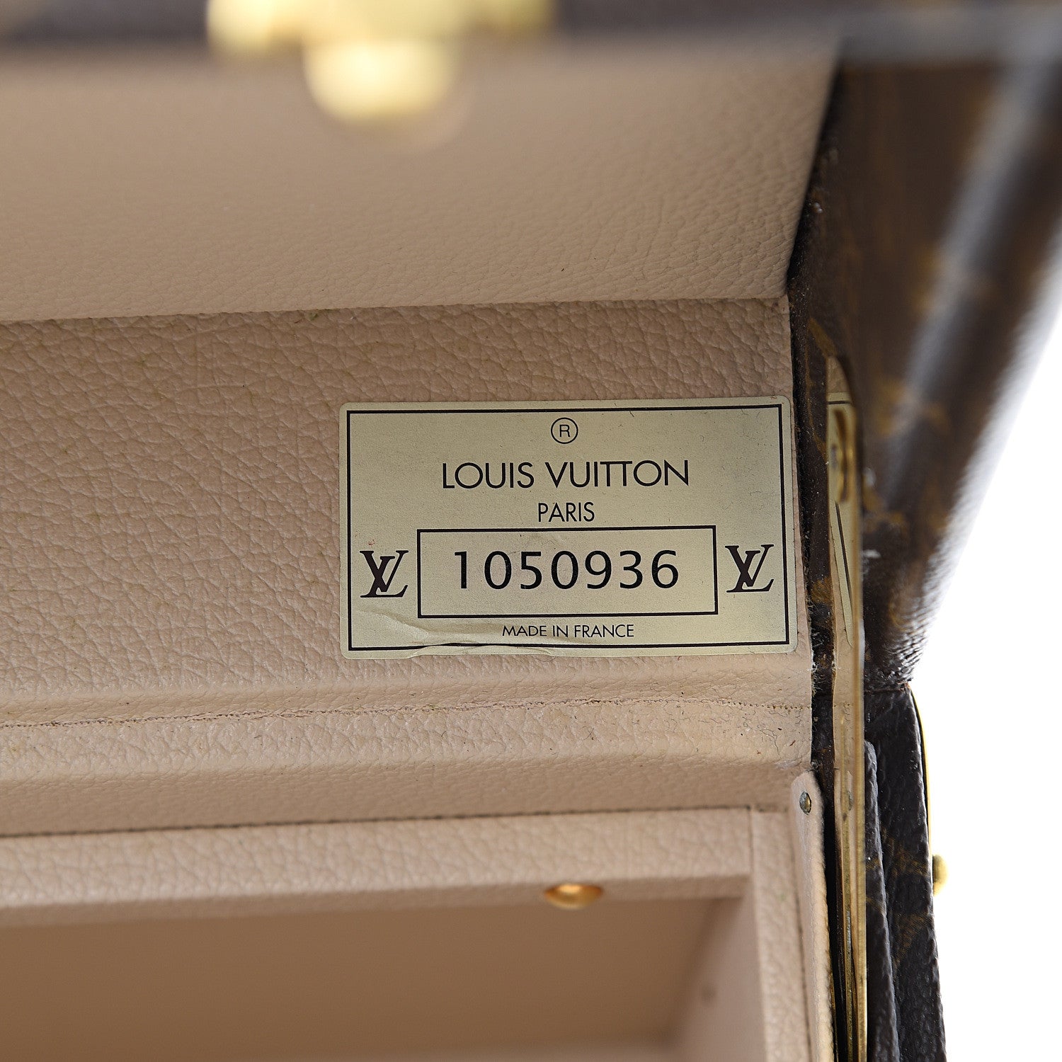 Louis Vuitton Monogram Boite Pharmacie Toiletry Case 6 of 17