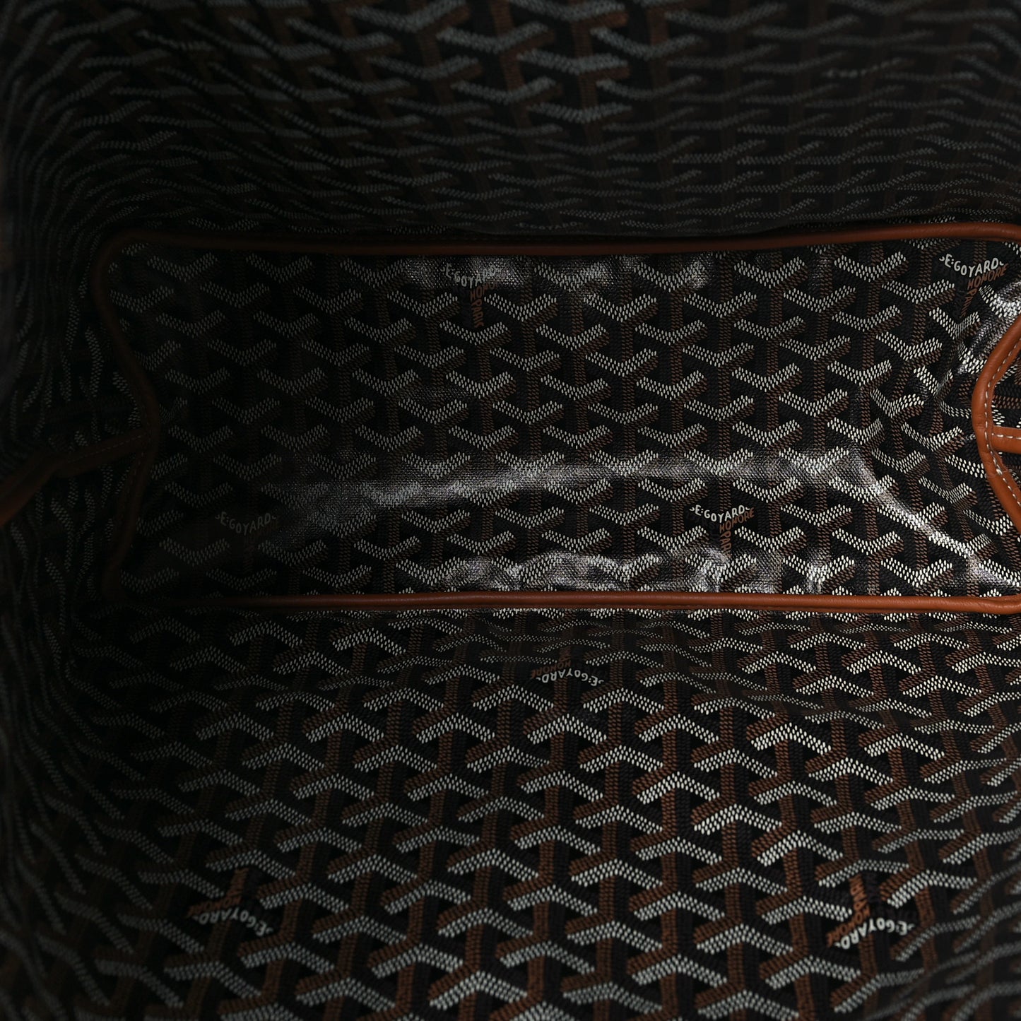 Goyardine Reversible Anjou PM Black Gold