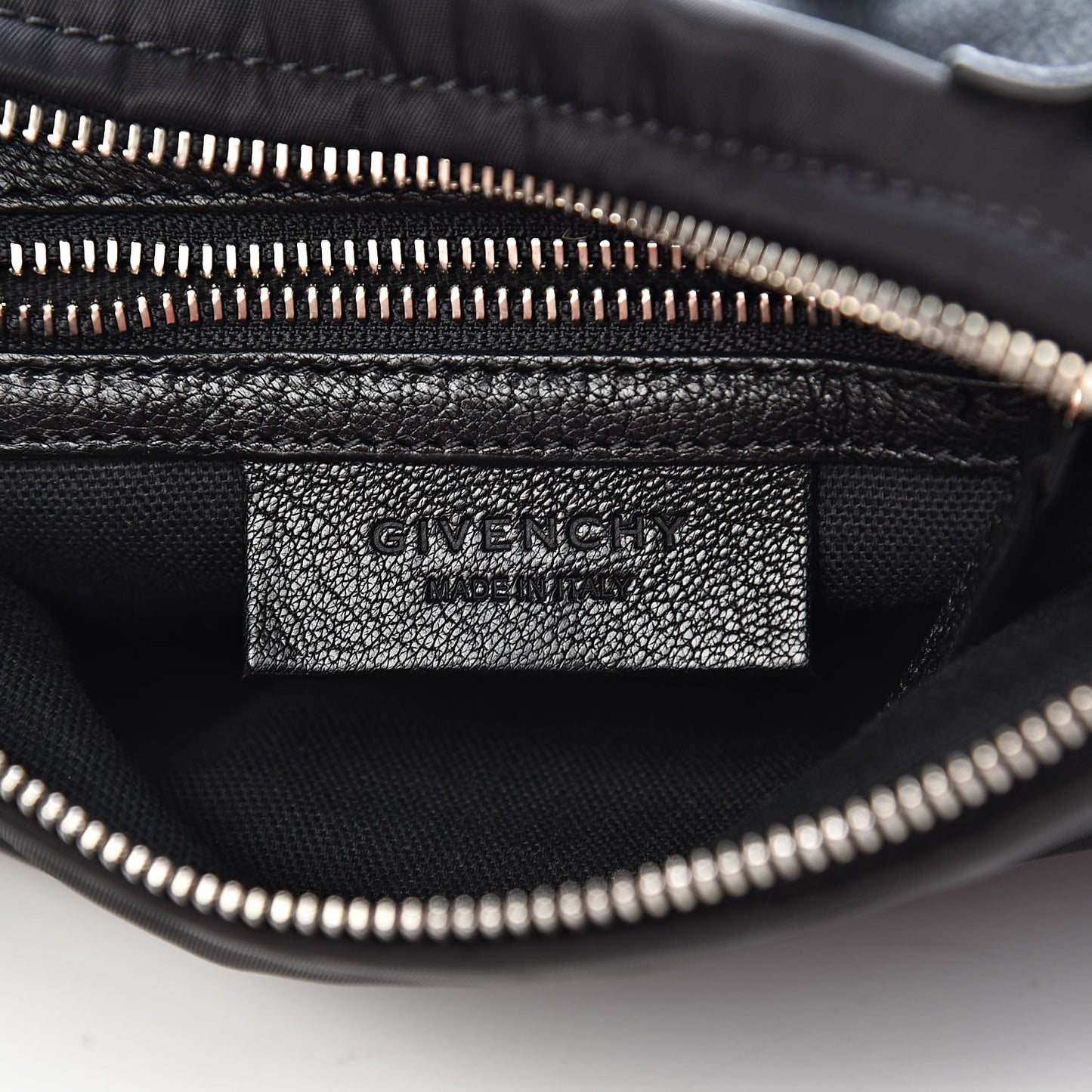 Tech Twill Nylon Mini Pandora Black