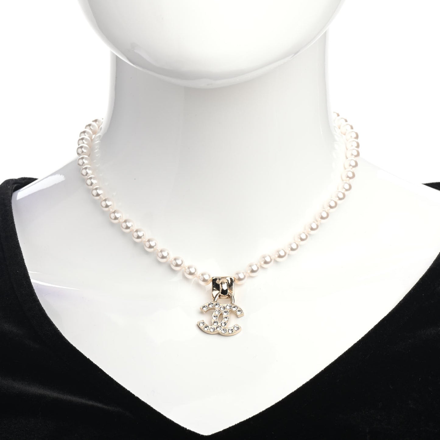 Pearl Crystal CC Short Necklace Gold
