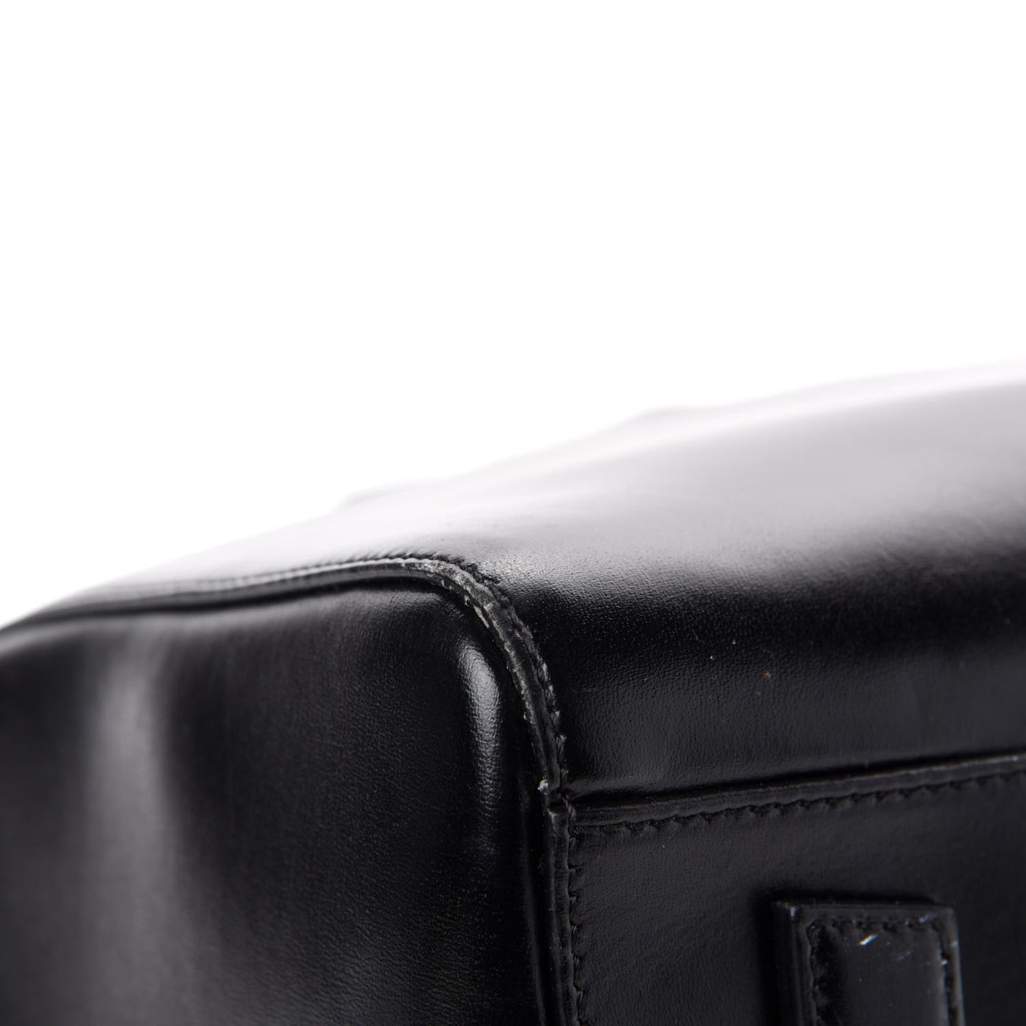 Shiny Lord Calfskin Medium Antigona Black