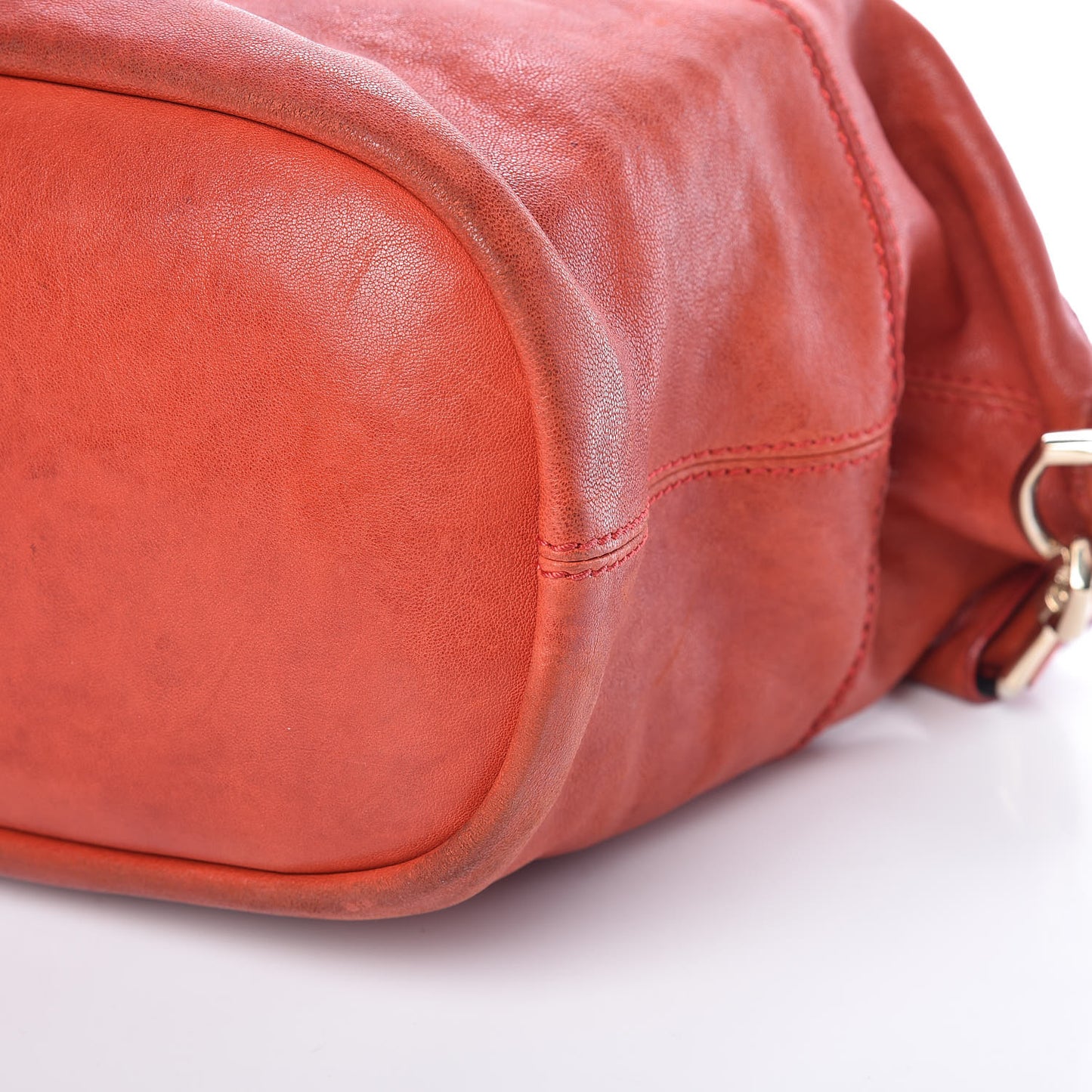 Lambskin Medium Nightingale Red