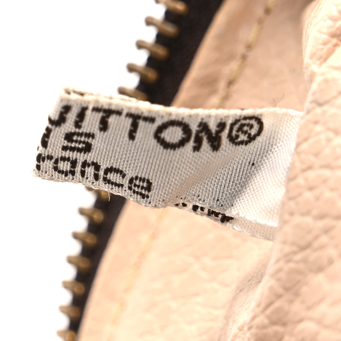 Monogram Trousse Toilette 28