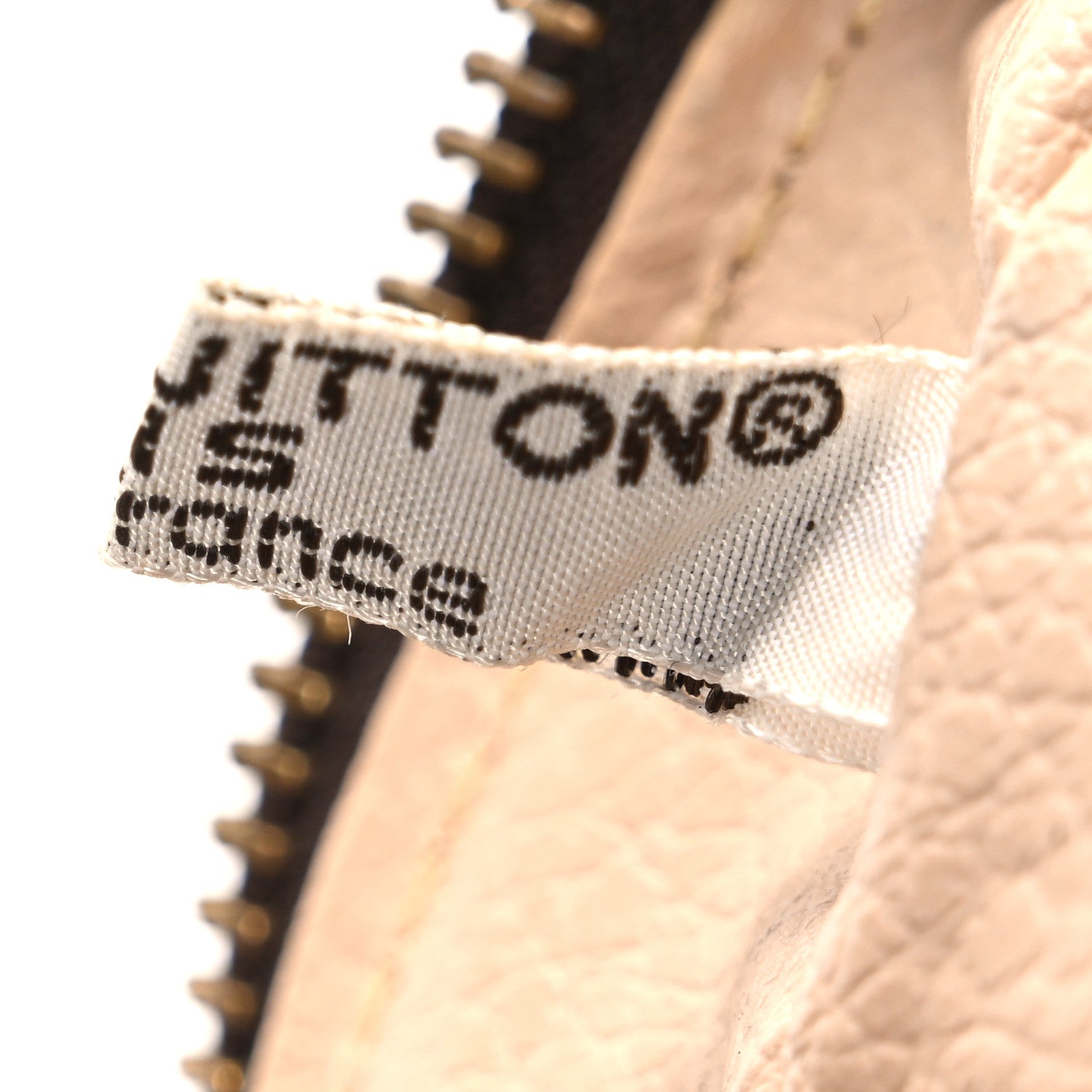 Louis Vuitton Monogram Trousse Toilette 28 7 of 7