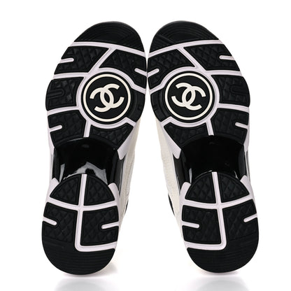 Chanel Mesh Suede Calfskin Grained Calfskin Womens CC Sneakers 39 White Black 5 of 8