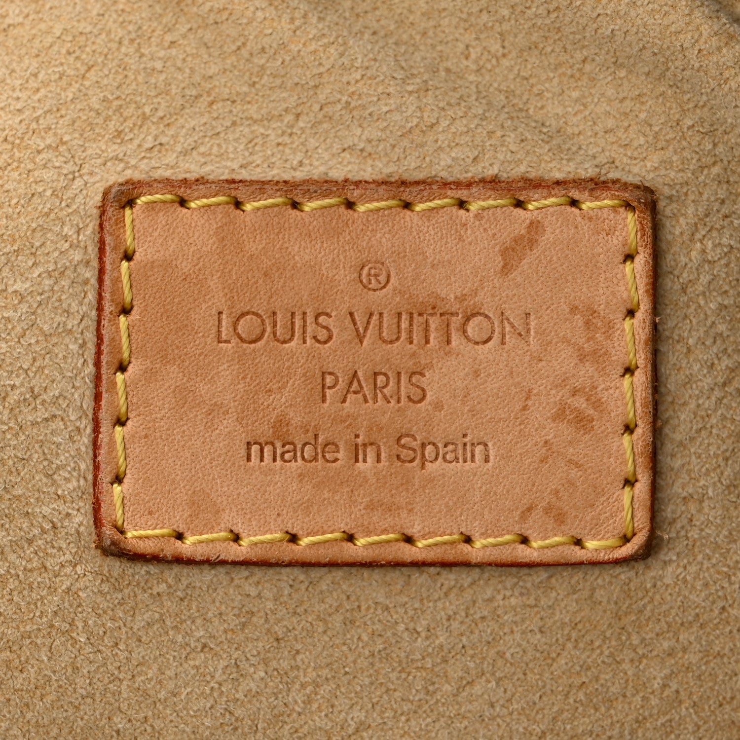 Louis Vuitton Monogram Artsy MM 6 of 9