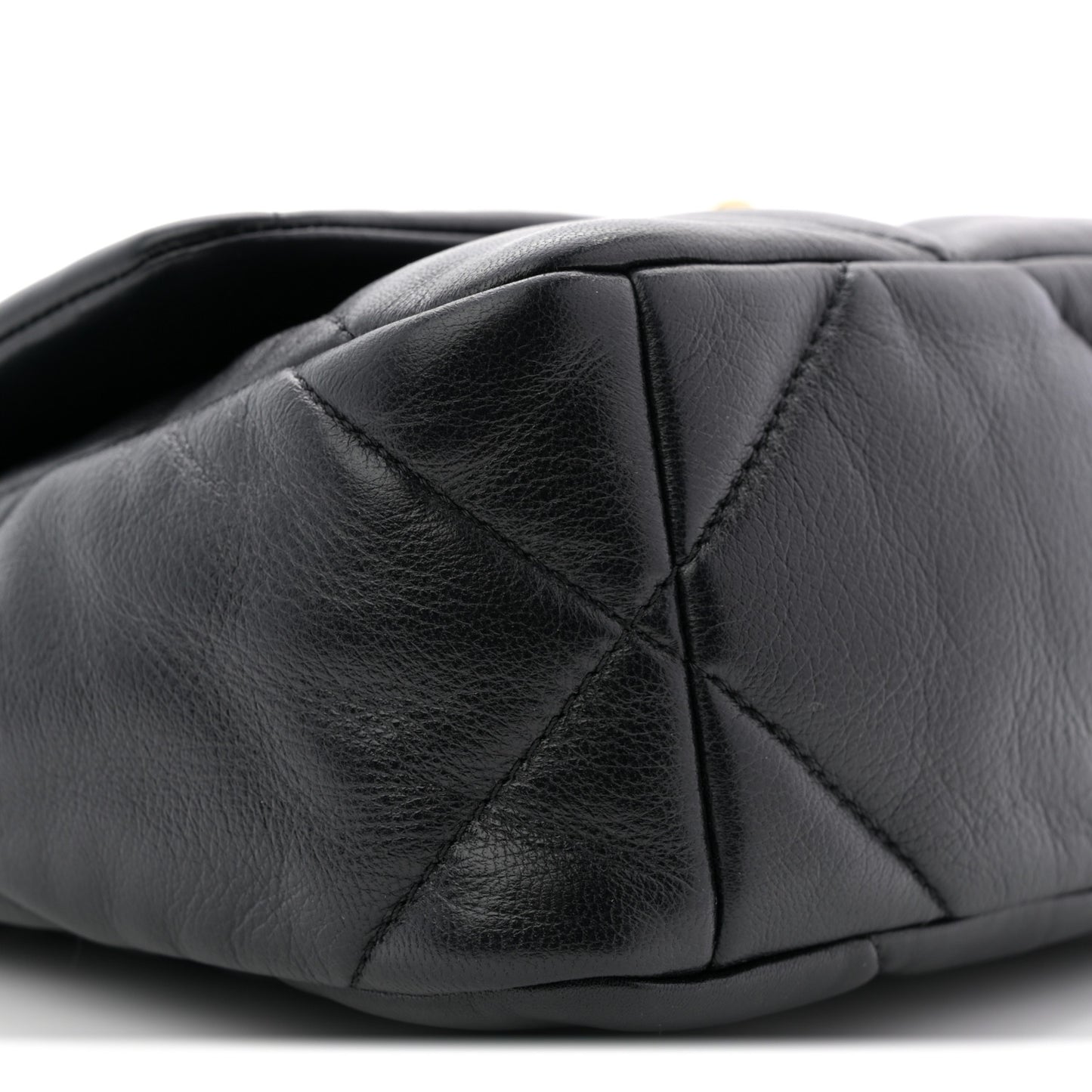 Lambskin Quilted Medium Chanel 19 Flap Black
