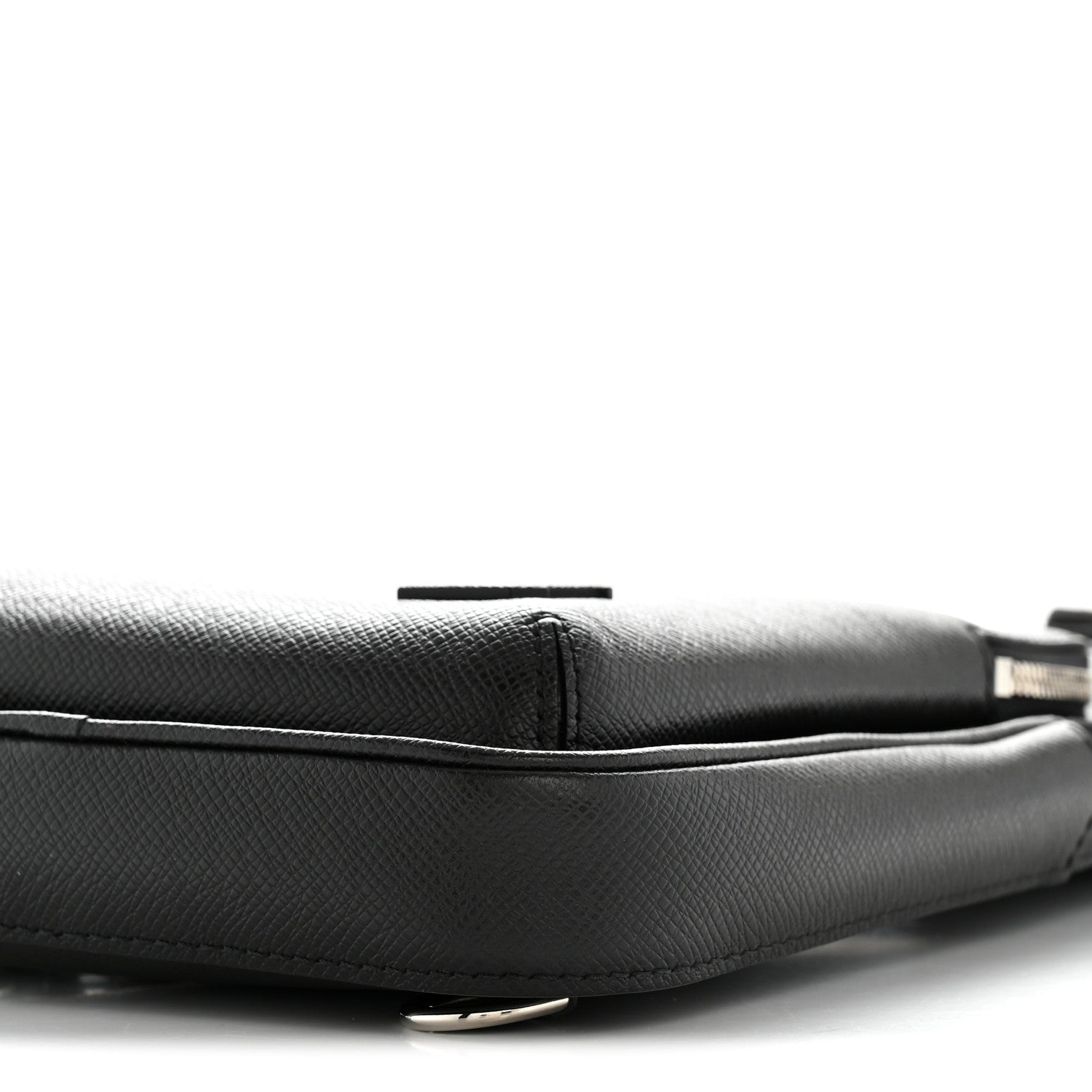 Louis Vuitton Taiga Avenue Sling Bag NM Black 9 of 11