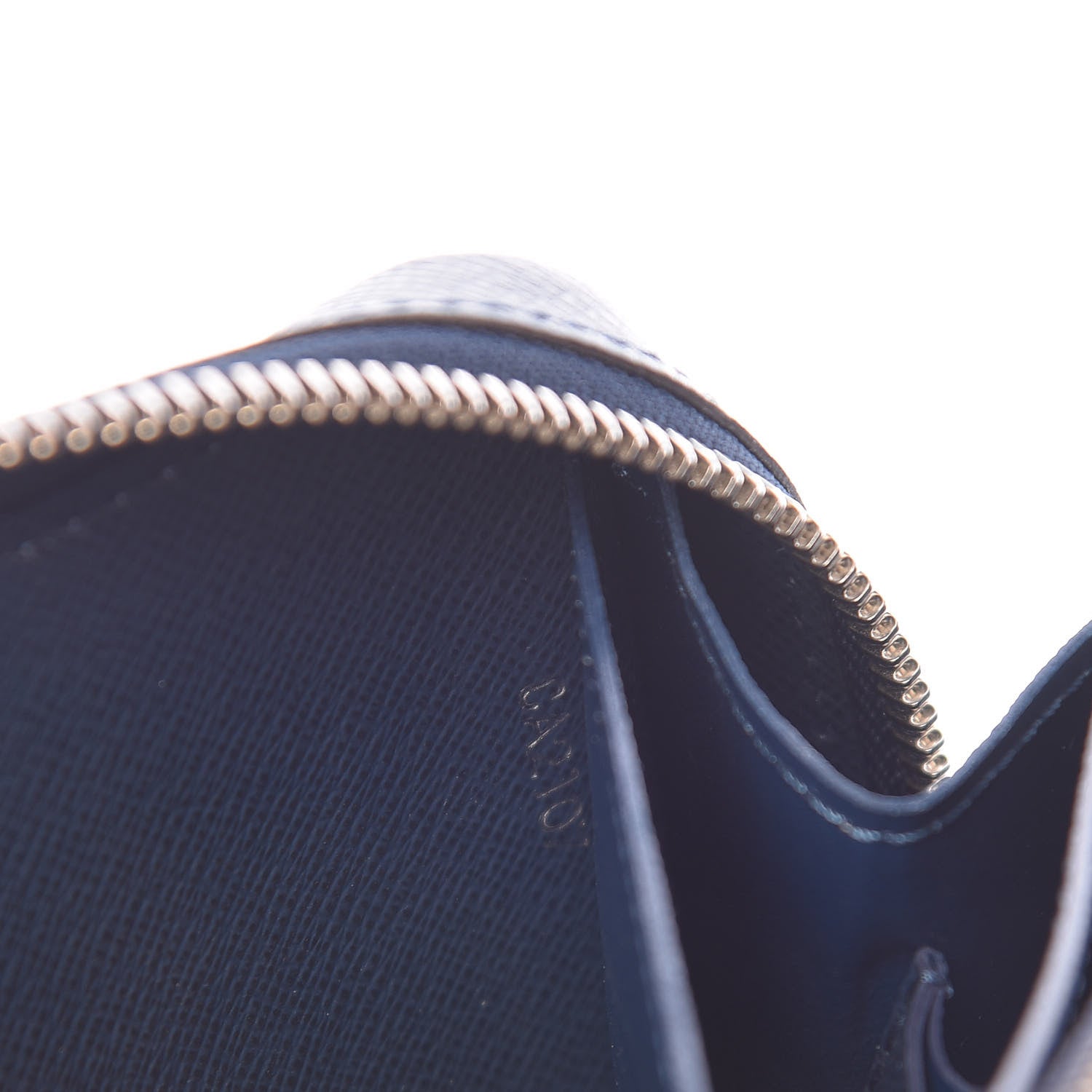 Louis Vuitton Taiga Zippy XL Wallet Ocean 8 of 16