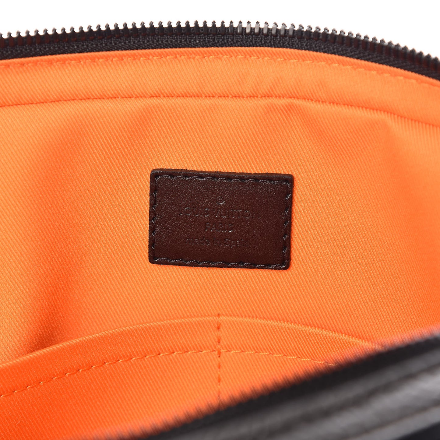 Taurillon Alpha Messenger Bag Dark Silver