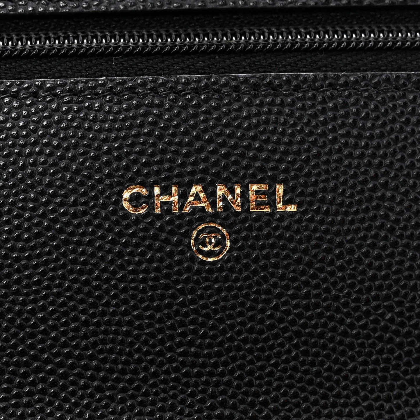 Shiny Caviar Quilted Turnlock Top Handle Wallet On Chain WOC Black