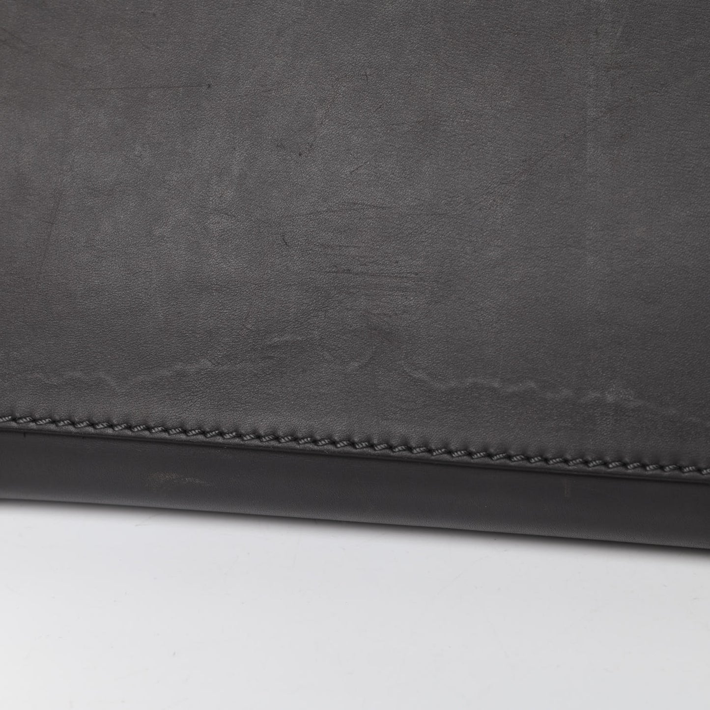 Smooth Calfskin Medium Phantom Luggage Grey