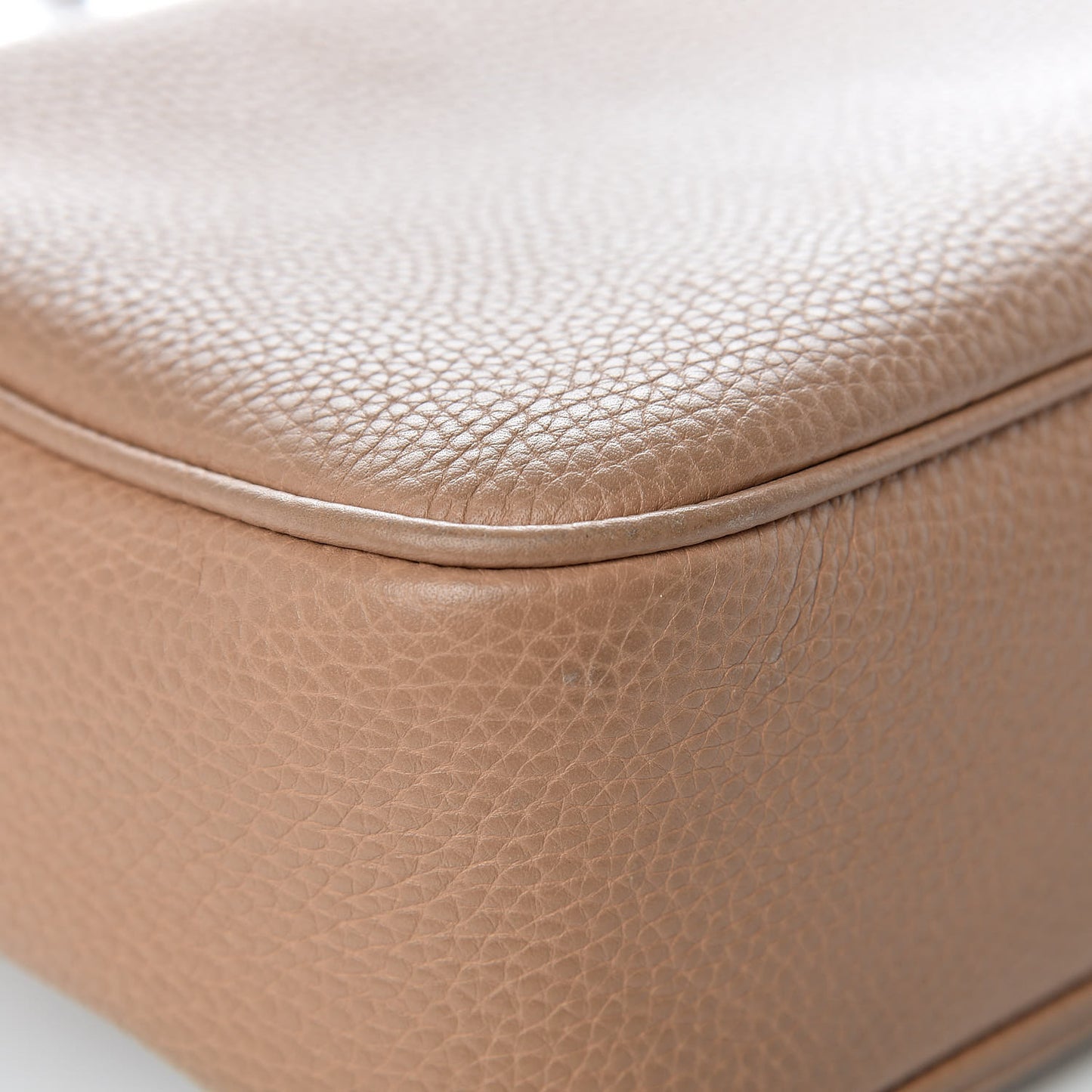 Pebbled Calfskin Small Soho Disco Bag Rose Beige