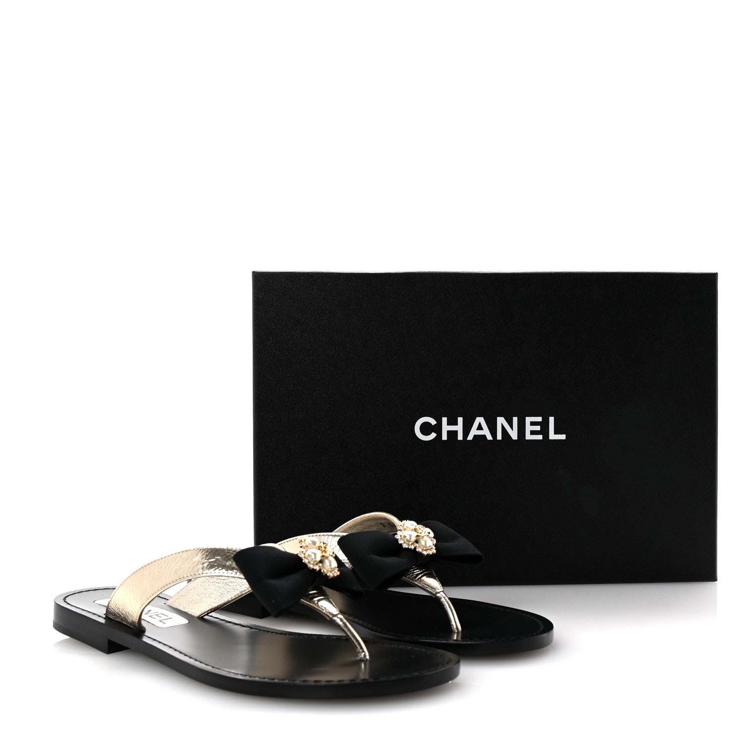 Chanel Metallic Laminated Goatskin Grosgrain Bow Pearl Thong Sandals 38 Black Gold 10 of 10