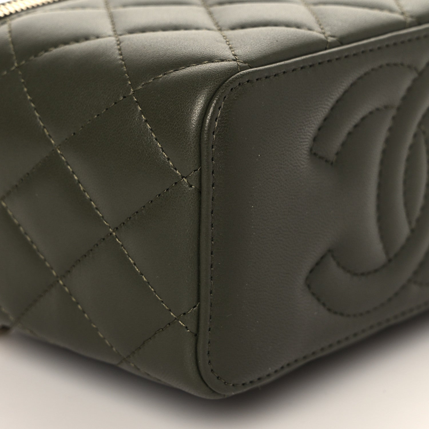 Chanel Lambskin Quilted Pick Me Up Vanity Case Khaki 8 of 11