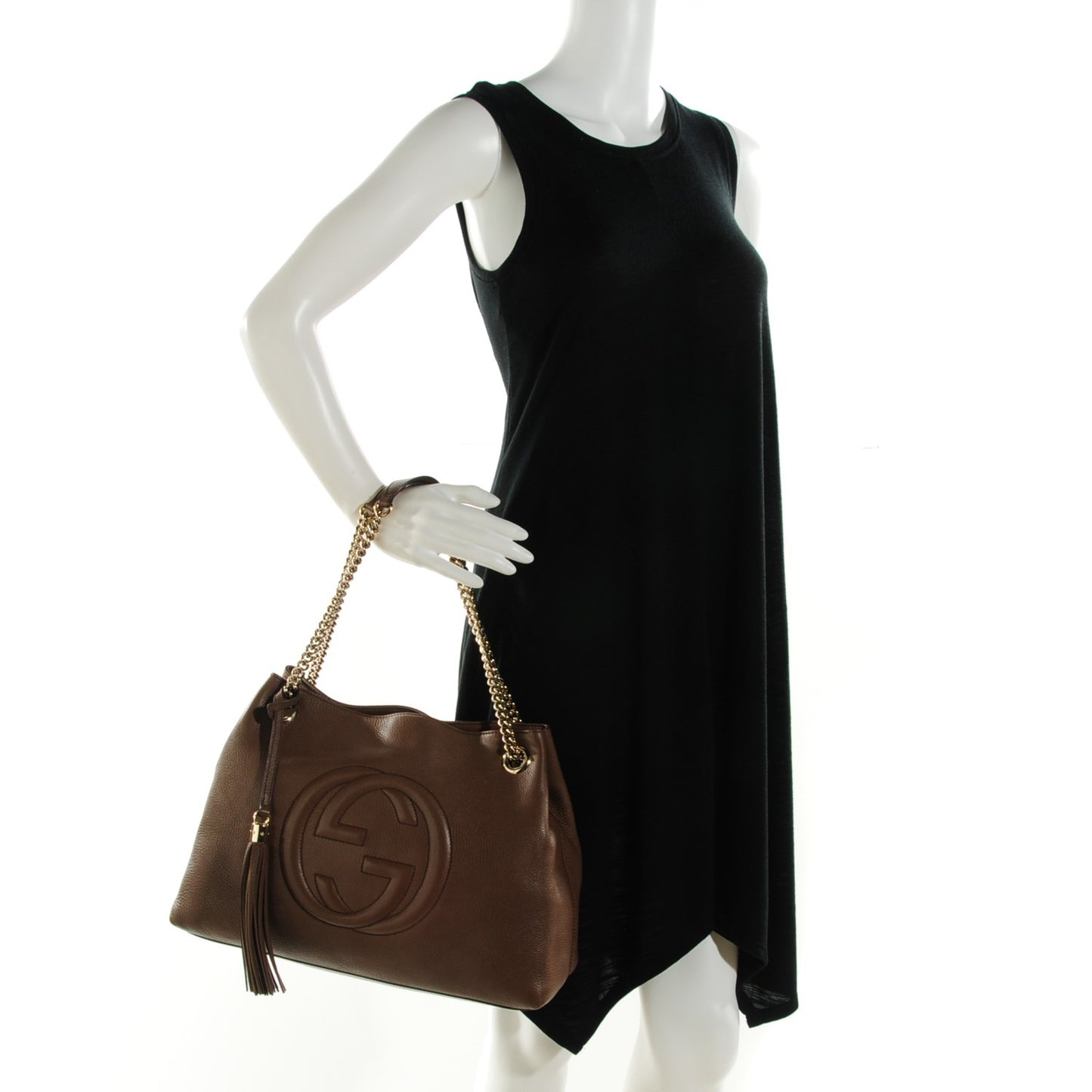 Pebbled Calfskin Medium Soho Chain Shoulder Bag Maple Brown