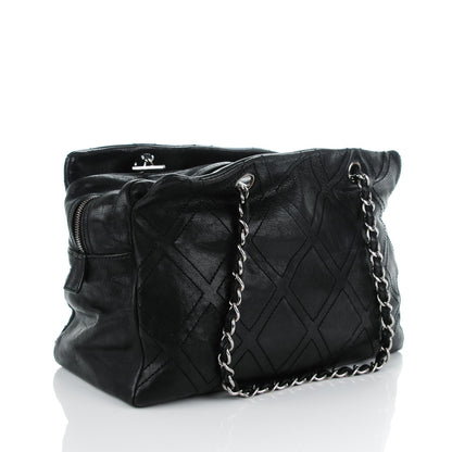 Chanel Calfskin Large Diamond Stitch Tote Black 3 of 8