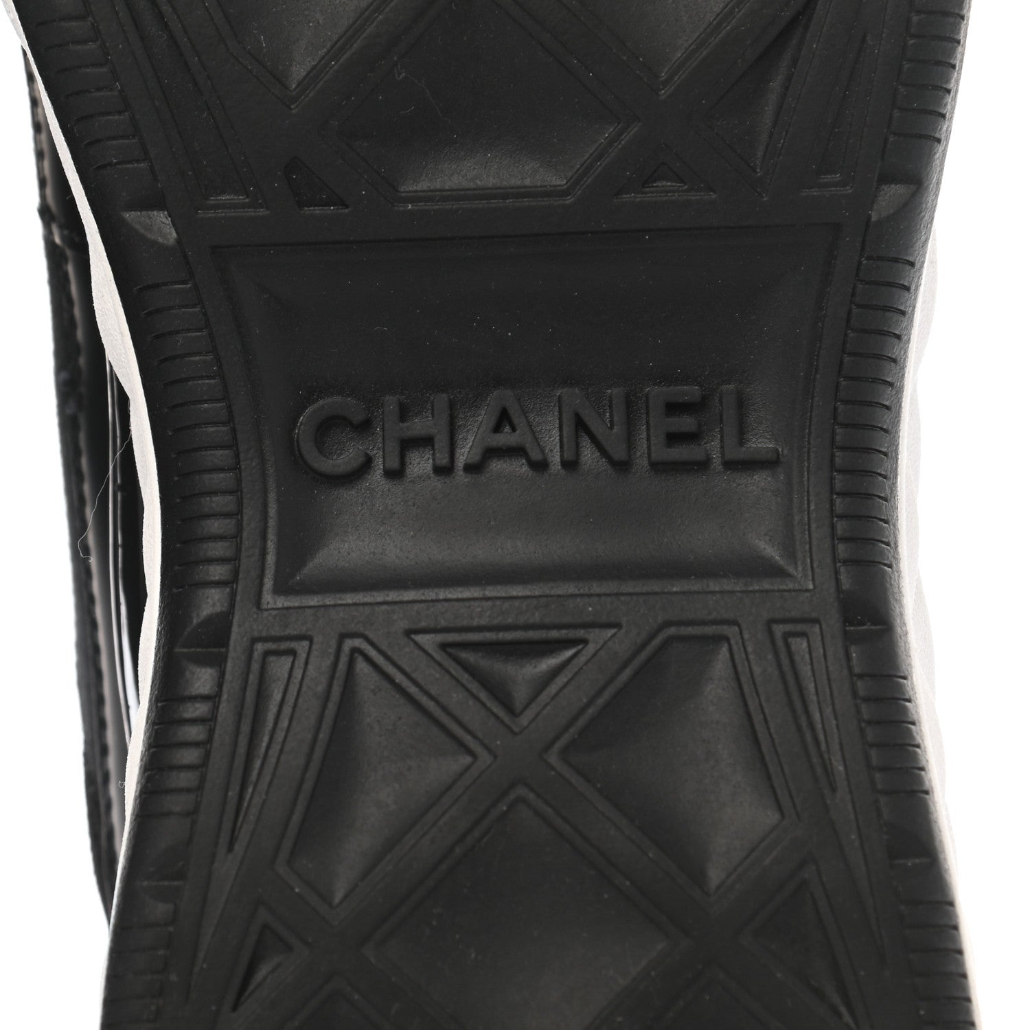 Chanel Velvet Calfskin Mixed Fibers CC Sneakers 38 Black 6 of 9
