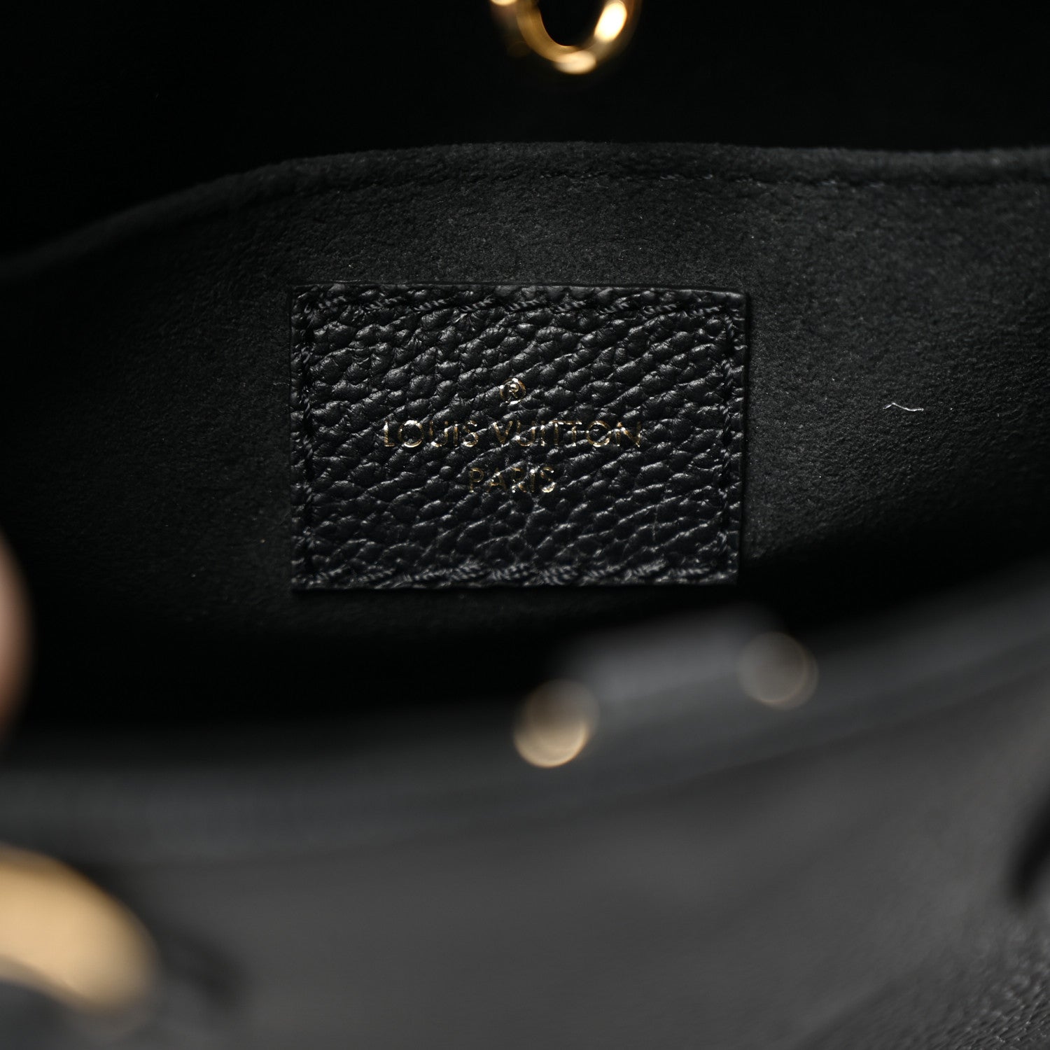 Louis Vuitton Empreinte Monogram Giant Onthego BB Black 6 of 9