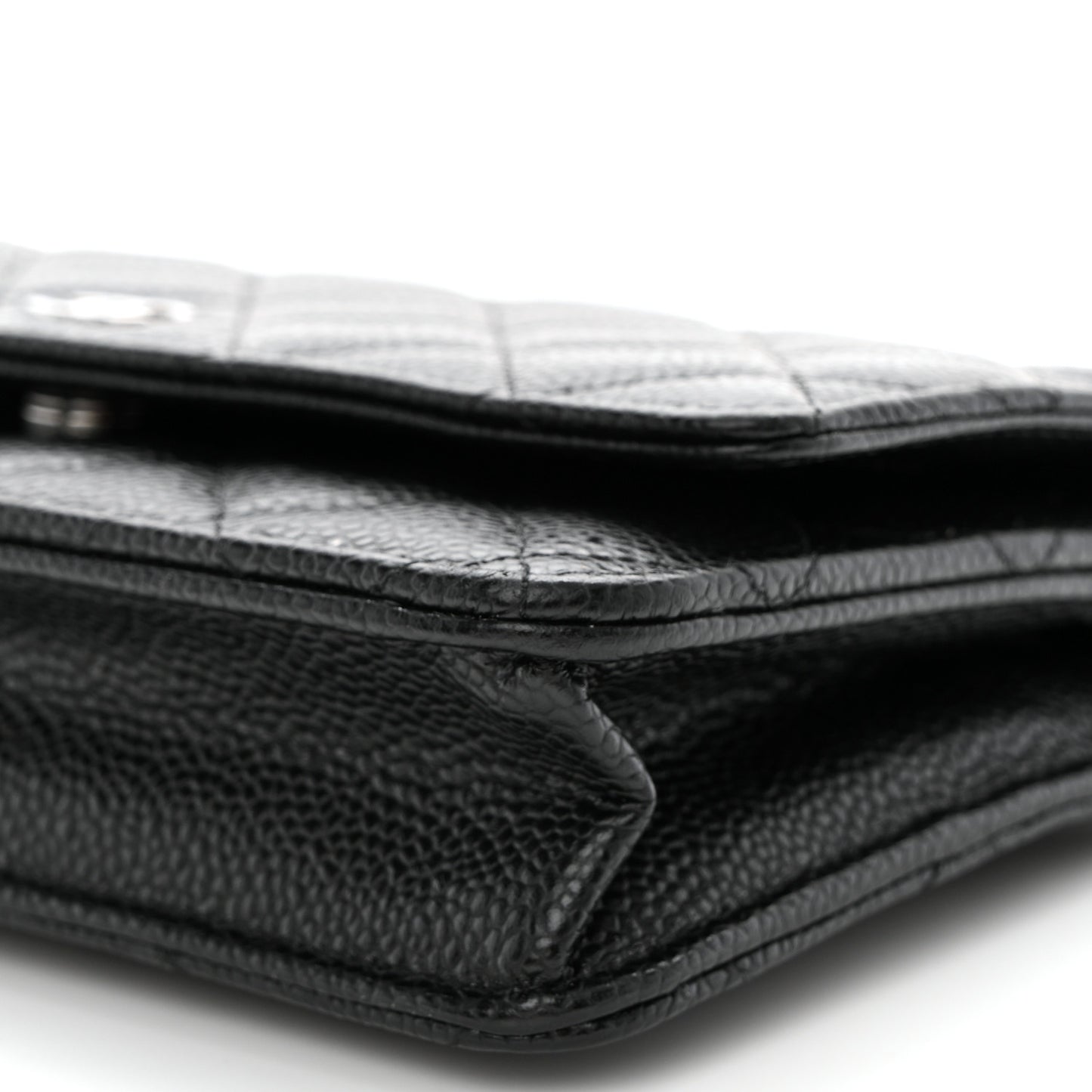 Caviar Quilted Wallet on Chain WOC Black