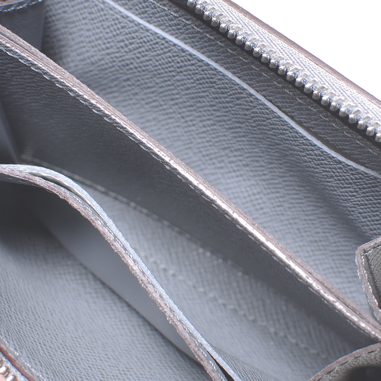 Louis Vuitton Taiga Zippy Coin Purse Vertical Glacier 6 of 9
