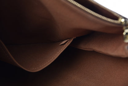 Louis Vuitton Monogram Cabas Beaubourg 7 of 11