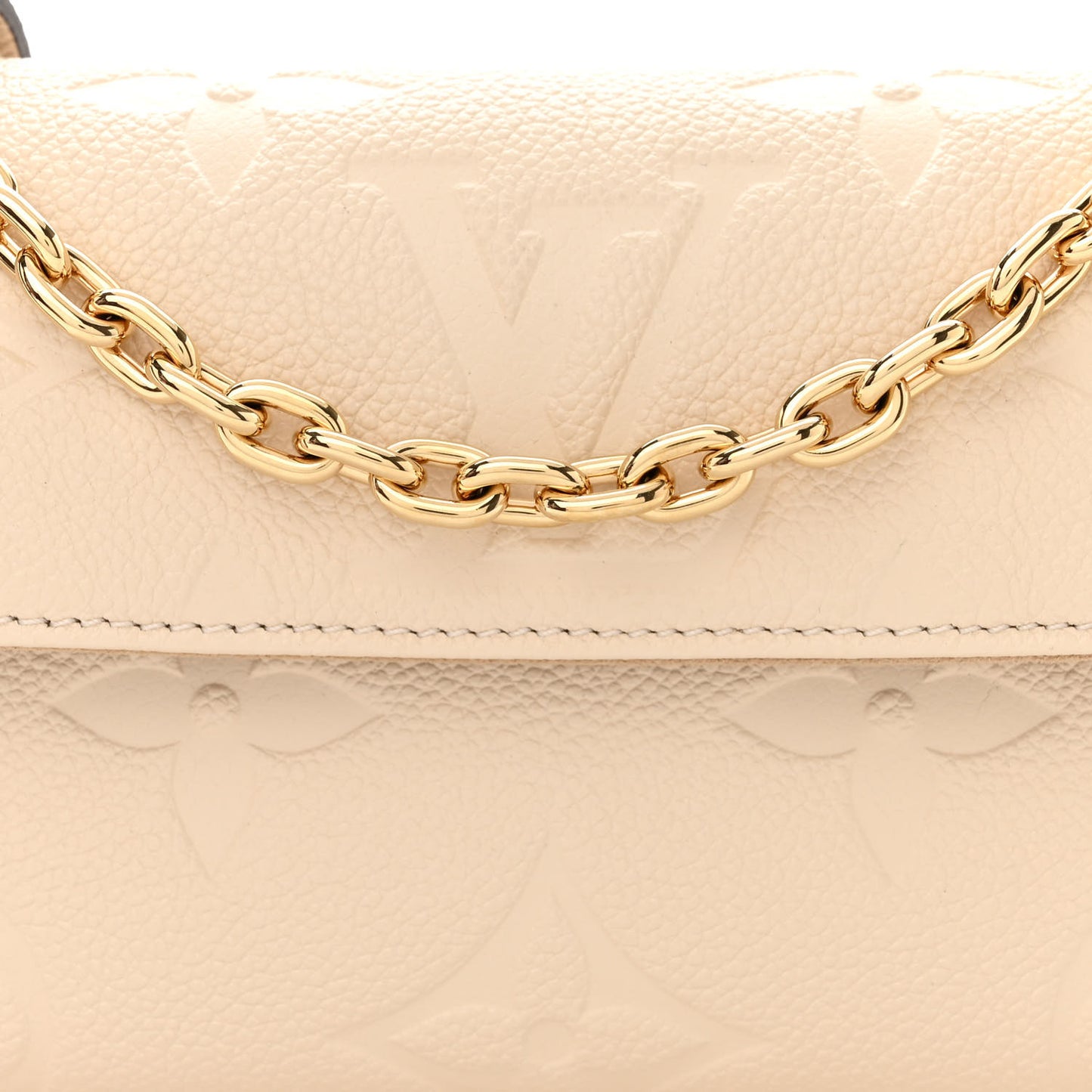 Empreinte Monogram Giant Ivy Wallet On Chain Cream