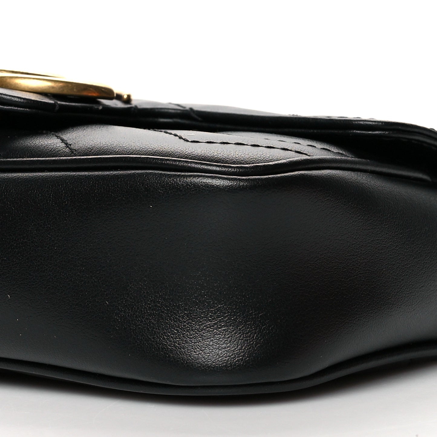 Calfskin Matelasse Super Mini GG Marmont Shoulder Bag Black
