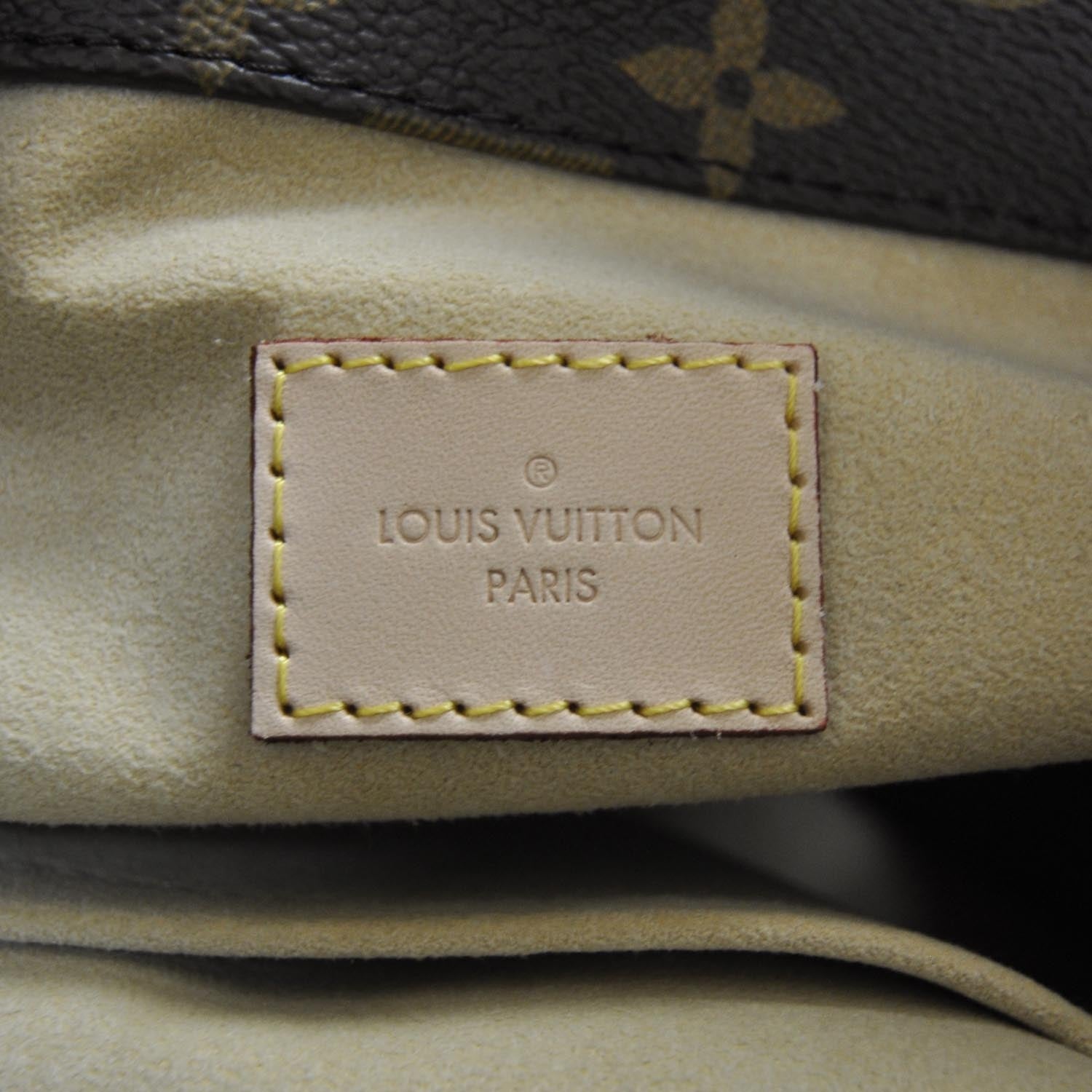 Louis Vuitton Monogram Artsy MM 6 of 8